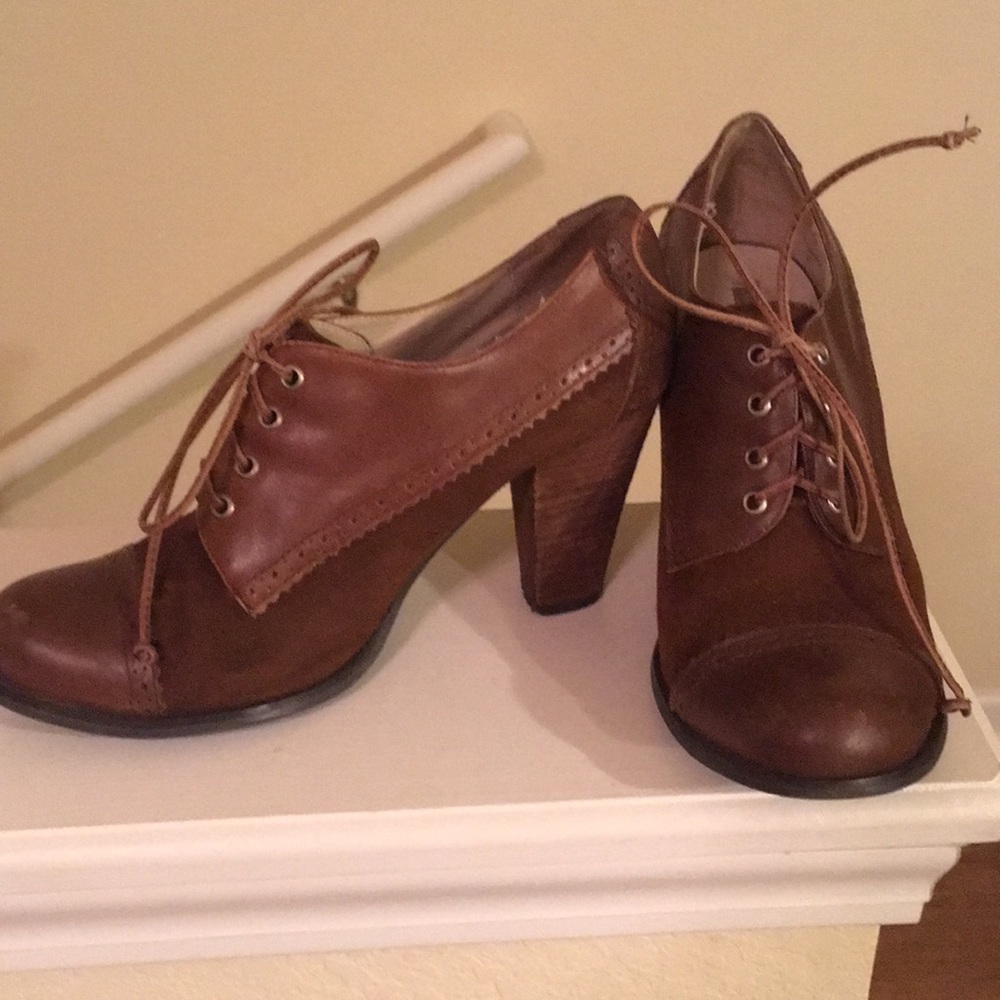 Brown Oxford Heels